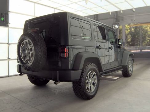 Used 2016 Jeep Wrangler Unlimited Rubicon w/ Dual Top Group AWD/4WD image 8