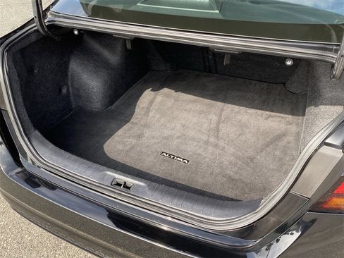 Certified 2025 Nissan Altima 2.5 S image 12