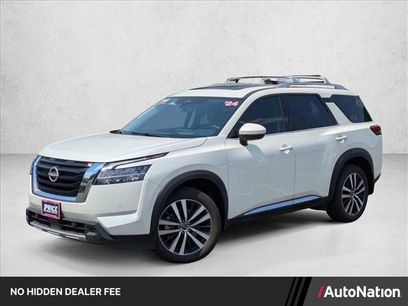 Used 2024 Nissan Pathfinder Platinum