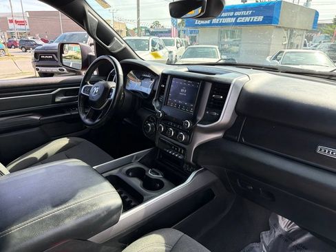 Used 2021 RAM 1500 Big Horn AWD/4WD image 17