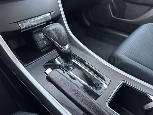 Used 2014 Honda Accord LX image 30