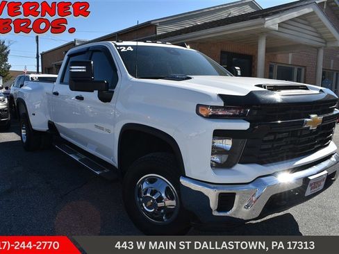 Used 2024 Chevrolet Silverado 3500 W/T image 1