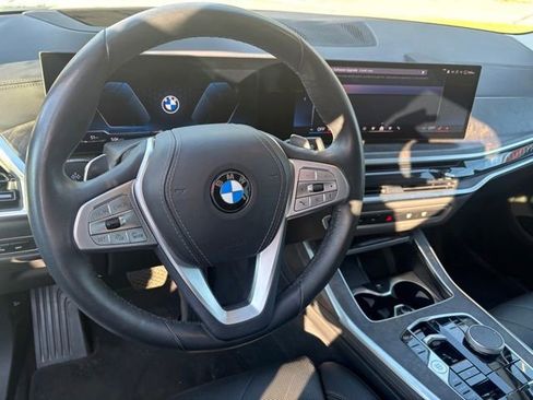 Used 2024 BMW X7 xDrive40i AWD/4WD image 6