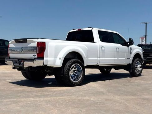Used 2022 Ford F350 King Ranch w/ King Ranch Ultimate Package AWD/4WD image 2