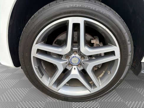 Used 2017 Mercedes-Benz GLS 550 4MATIC image 19