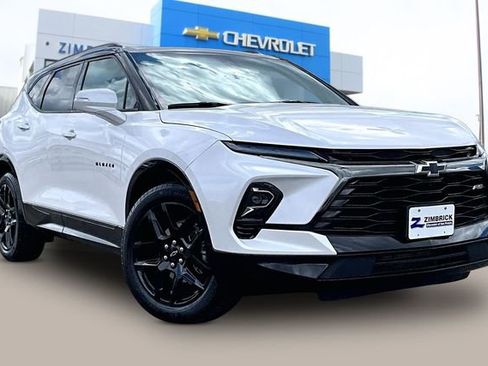 Certified 2025 Chevrolet Blazer RS w/ Driver Confidence II Package AWD/4WD image 1