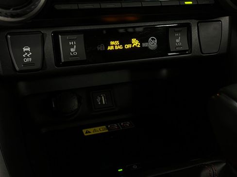 Used 2024 Toyota RAV4 XSE image 18