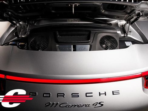 Used 2017 Porsche 911 Carrera 4S image 10