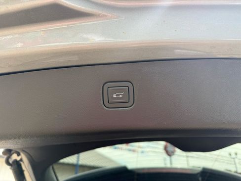 Used 2024 Chevrolet Blazer LT w/ Convenience Package FWD image 16