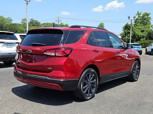 Certified 2023 Chevrolet Equinox RS w/ RS Leather Package AWD/4WD image 7