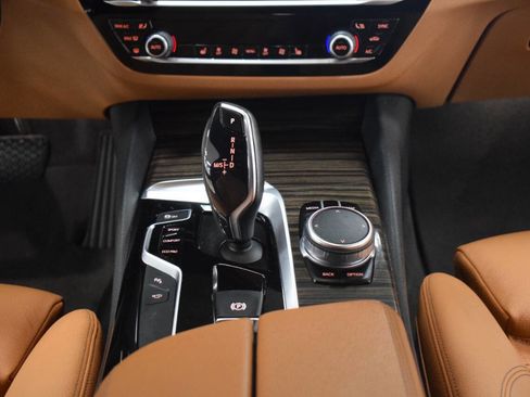 Used 2018 BMW 540i image 44