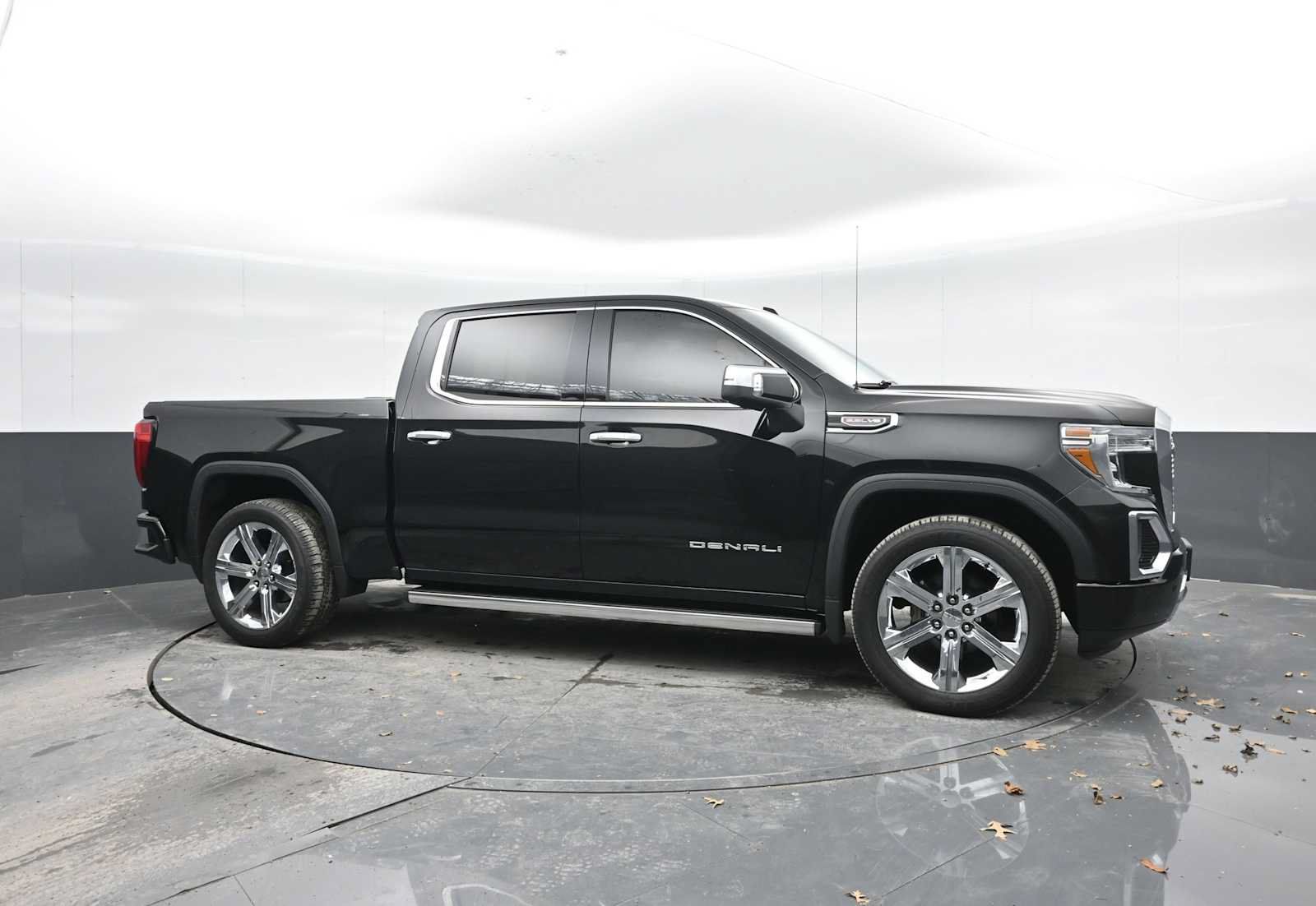 Used 2019 GMC Sierra 1500 Denali w/ Denali Ultimate Package AWD/4WD image 7