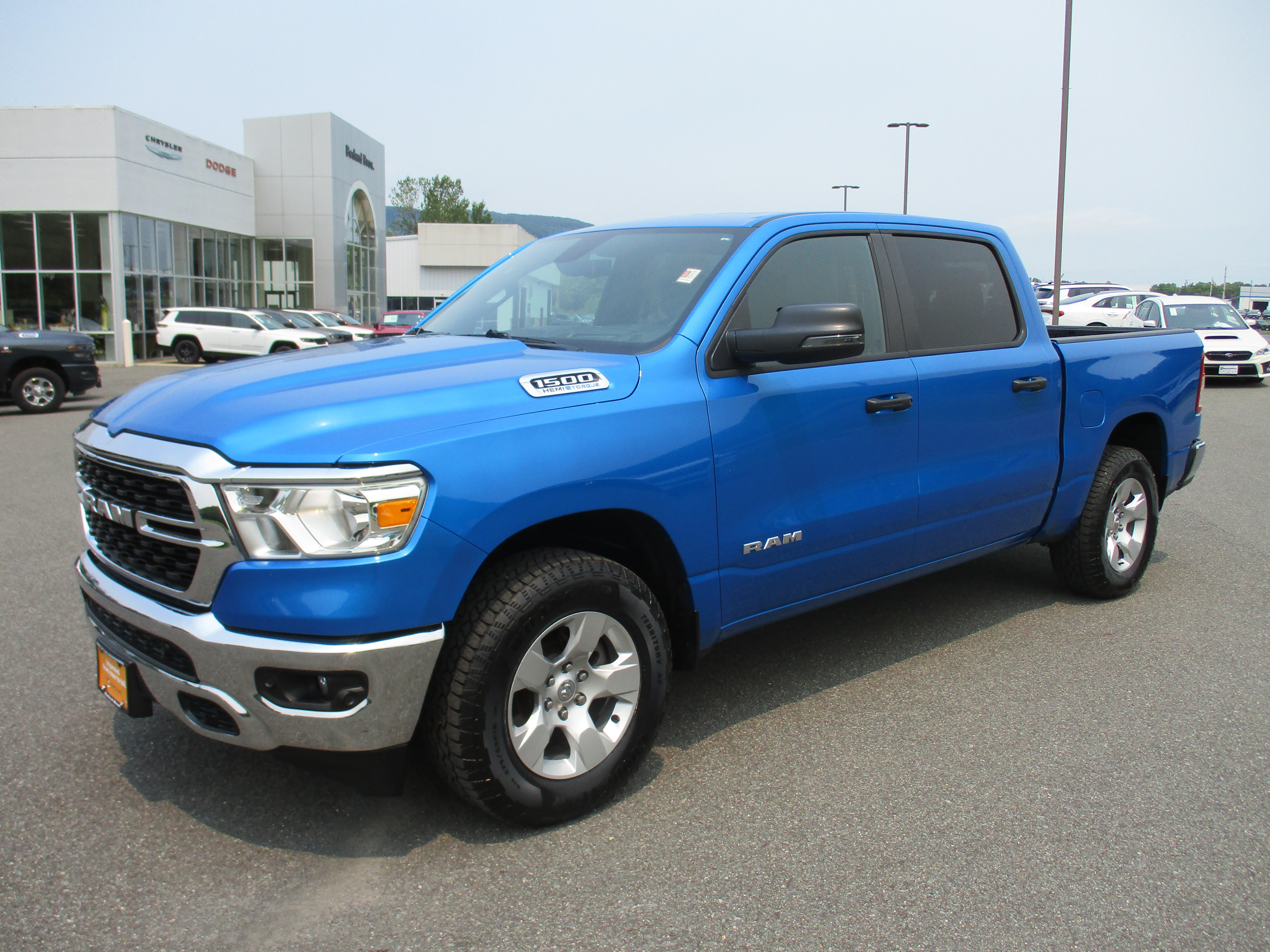Used 2024 RAM 1500 Big Horn AWD/4WD image 1