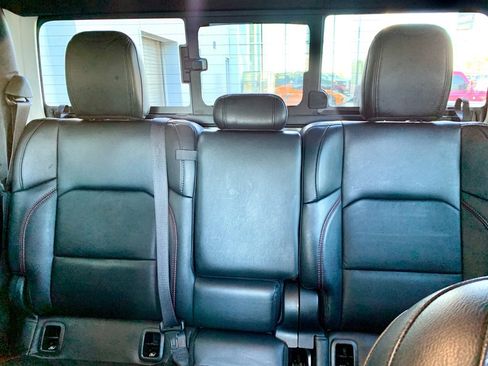 Used 2022 Jeep Gladiator Rubicon w/ LED Lighting Group image 38