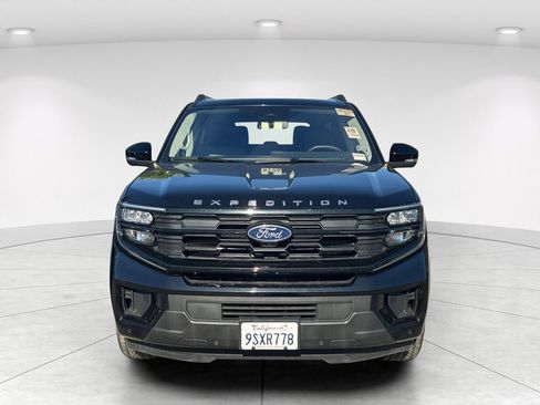 Used 2025 Ford Expedition Max Active AWD/4WD image 4