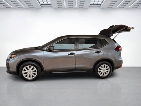 Used 2020 Nissan Rogue S FWD image 8