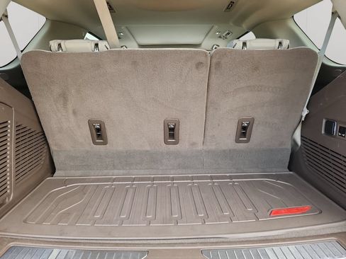 Used 2021 GMC Yukon Denali w/ Denali Ultimate Package AWD/4WD image 14