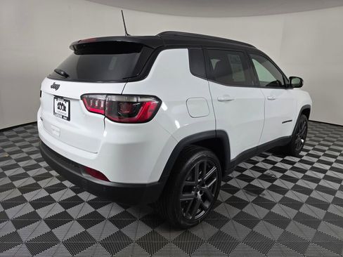 New 2026 Jeep Compass Limited image 4