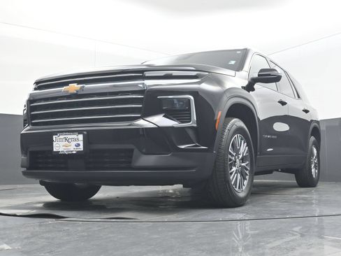 Certified 2026 Chevrolet Traverse LT FWD image 36