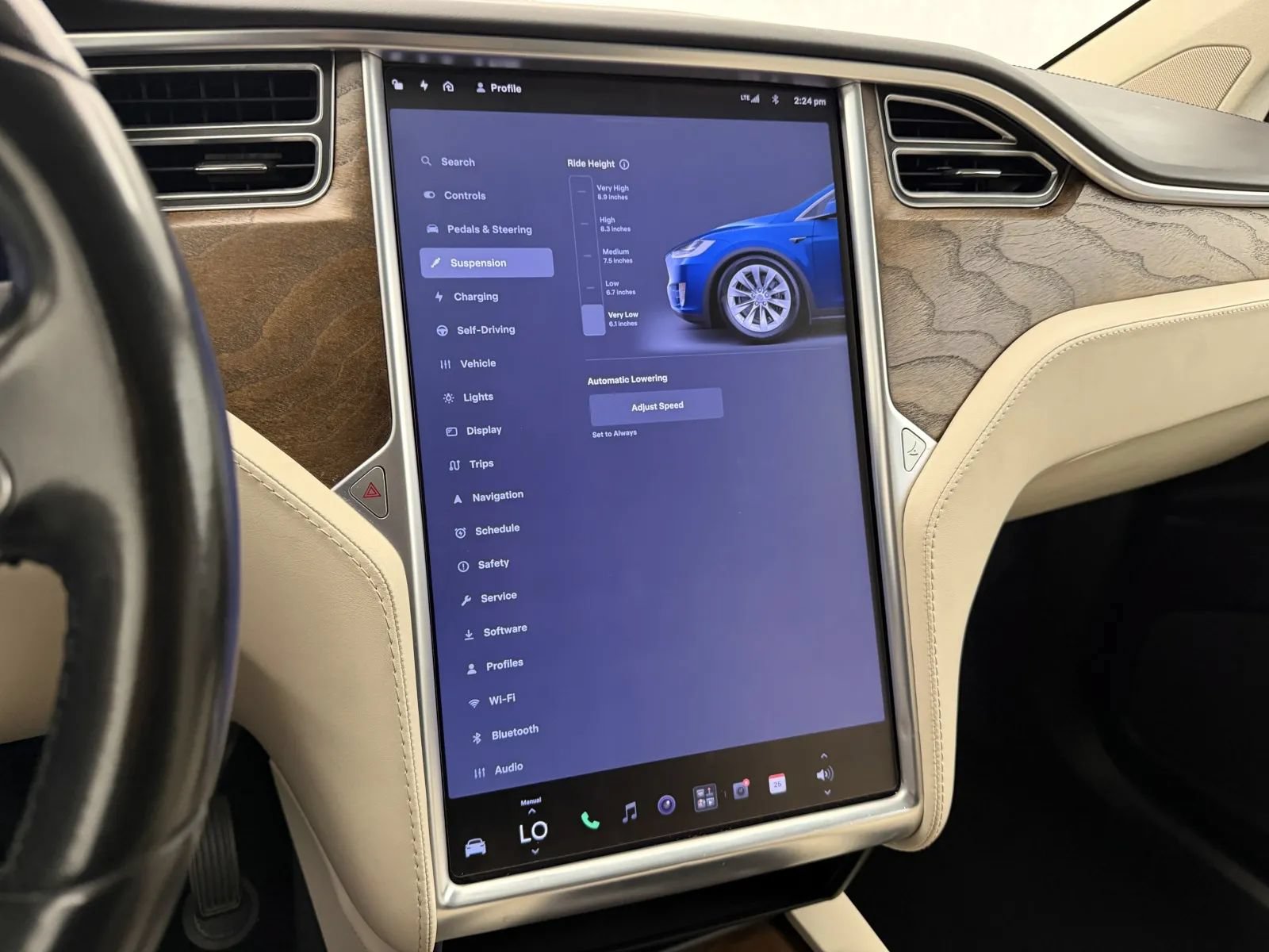 Used 2018 Tesla Model X 75D AWD/4WD image 16