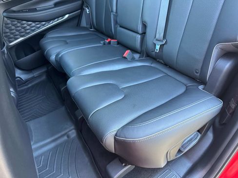 Used 2021 Hyundai Santa Fe Limited image 12