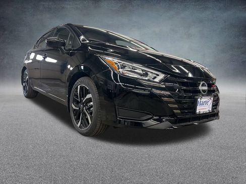 New 2025 Nissan Versa SR image 7