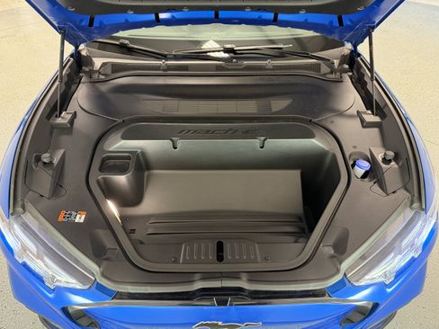 Used 2025 Ford Mustang Mach-E Premium AWD/4WD image 27