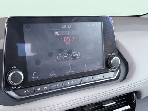 Used 2021 Nissan Rogue SV w/ Premium Package FWD image 53