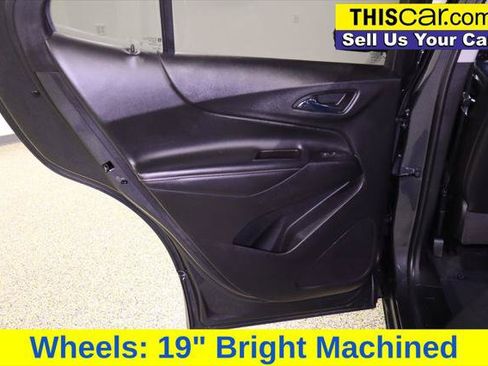 Used 2020 Chevrolet Equinox Premier FWD image 32