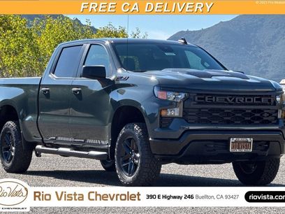 New 2025 Chevrolet Silverado 1500 Custom Trail Boss w/ Dark Appearance Package