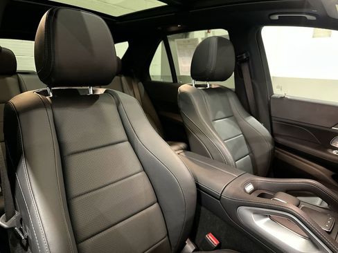 Used 2025 Mercedes-Benz GLE 350 4MATIC image 6
