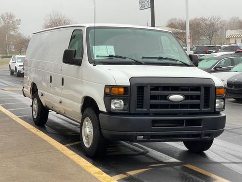 Used 2013 Ford E-150 and Econoline 150 Extended w/ Commercial Cargo Van Pkg image 2