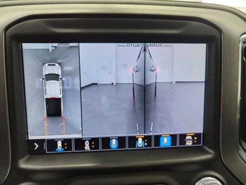 Used 2023 GMC Sierra 3500 Denali w/ Denali Ultimate Package image 16