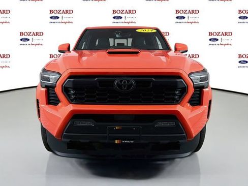 Used 2024 Toyota Tacoma TRD Sport w/ TRD Sport Upgrade Package AWD/4WD image 2