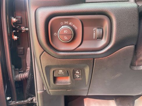 Used 2022 RAM 1500 Big Horn image 15