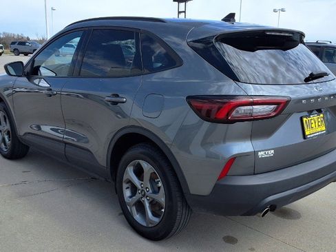 Used 2025 Ford Escape ST-Line image 6