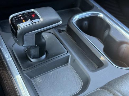 Used 2023 Chevrolet Silverado 1500 LT RWD image 27