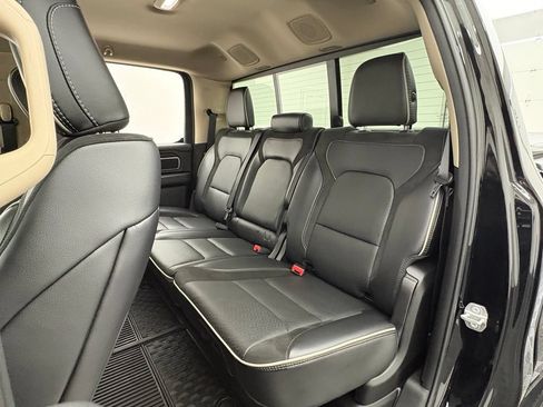 Used 2021 RAM 1500 Laramie AWD/4WD image 36