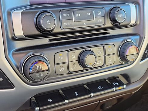 Used 2014 GMC Sierra 1500 SLT w/ SLT Preferred Package image 24