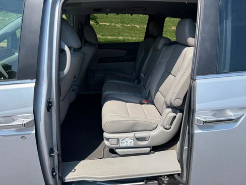 Used 2013 Honda Odyssey EX-L image 12