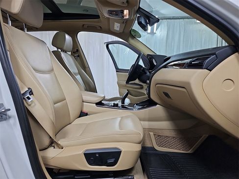 Used 2016 BMW X3 xDrive28i image 13