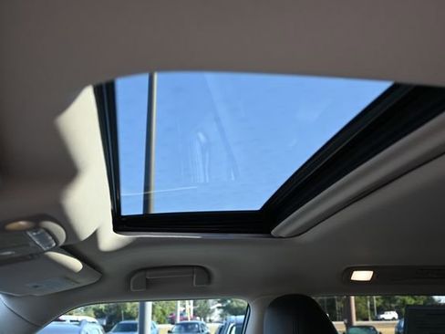 Used 2023 Nissan Armada SL w/ Cargo Package image 21