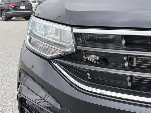 Certified 2023 Volkswagen Tiguan SE R-Line image 29