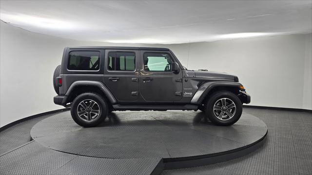 Used 2023 Jeep Wrangler Unlimited Sahara AWD/4WD image 9