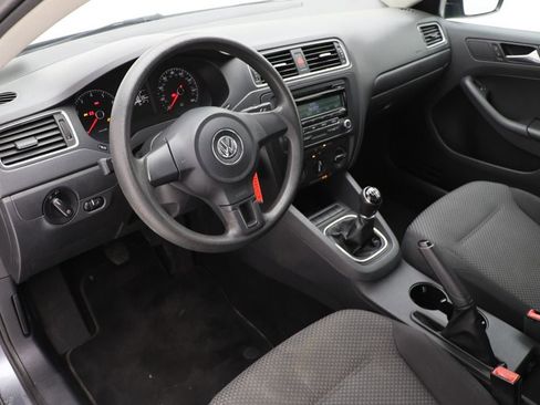 Used 2013 Volkswagen Jetta S image 13