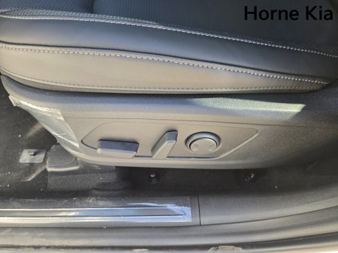 New 2025 Kia Sorento EX w/ EX Panoramic Sunroof Package image 17