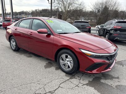 New 2026 Hyundai Elantra SE