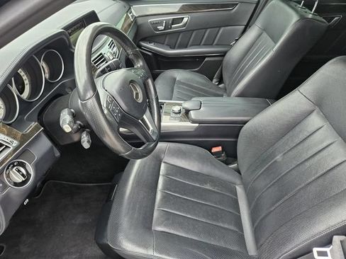 Used 2015 Mercedes-Benz E 400 Sedan image 12