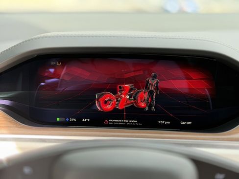 Used 2022 Tesla Model X image 48