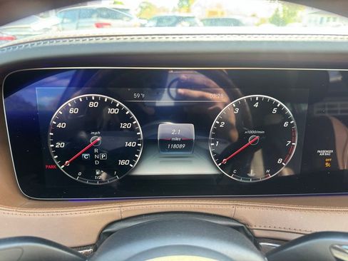 Used 2018 Mercedes-Benz S 560 4MATIC Sedan image 45